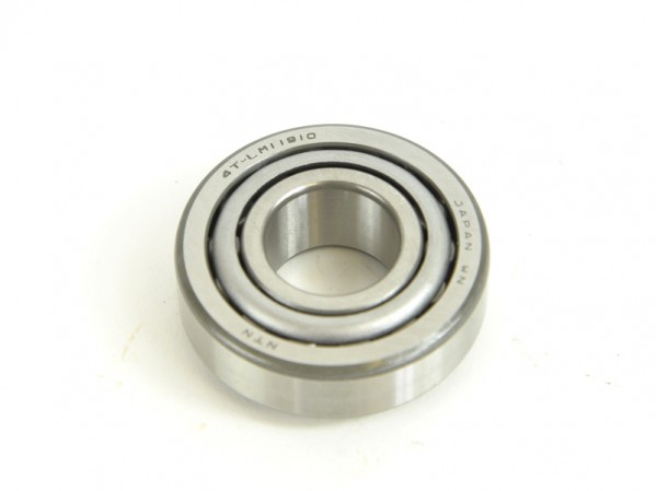 Outer Wheel Bearing BJ8 late & JAG