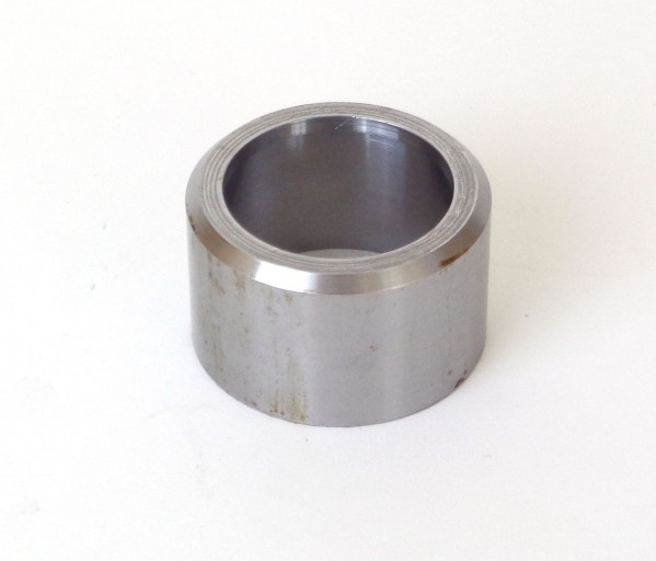 Jag Rear Hub Bearing Spacer