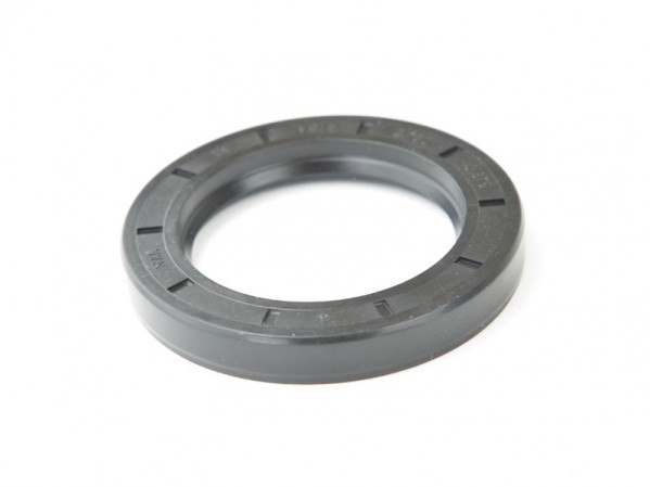 1/4 shaft seal  (SR1&2)